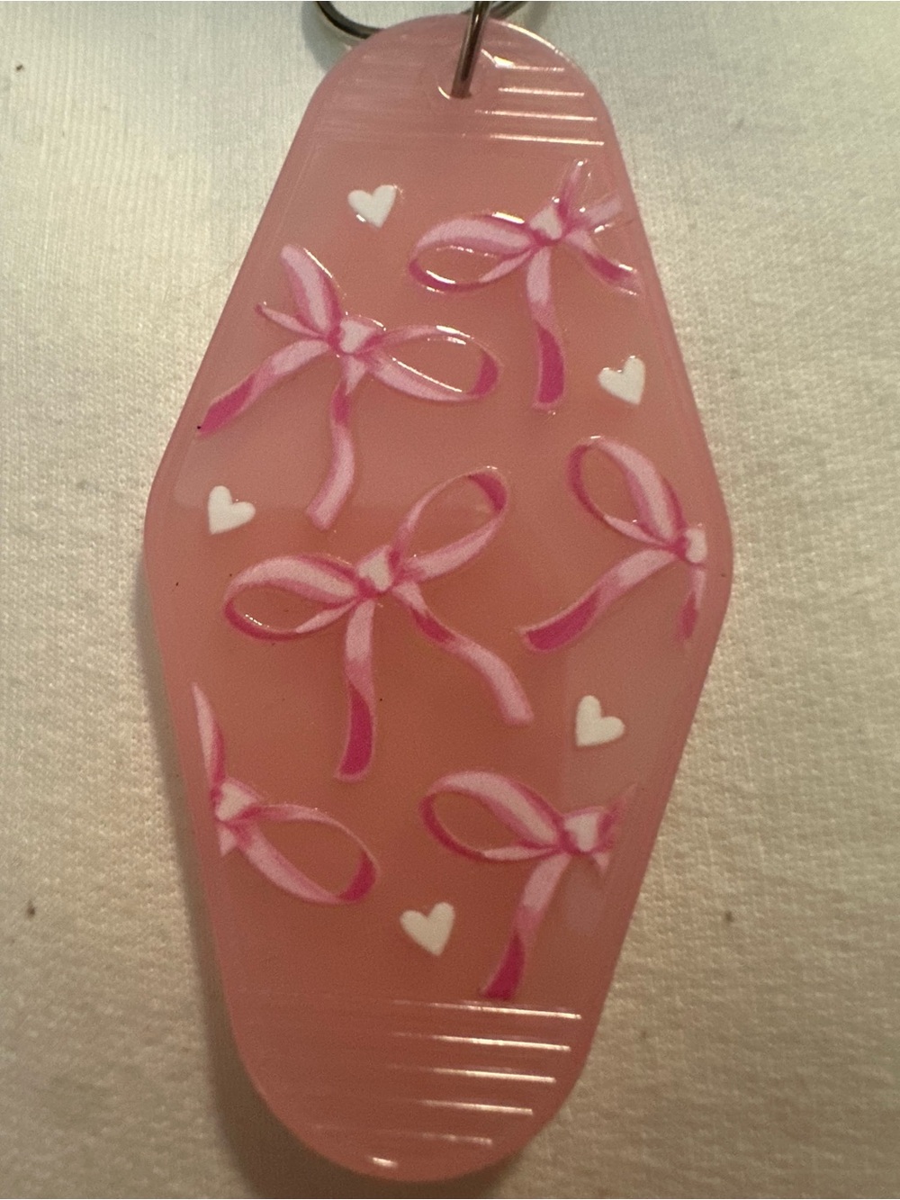 Pink Retro Bow Keychain - Picture 2 of 2
